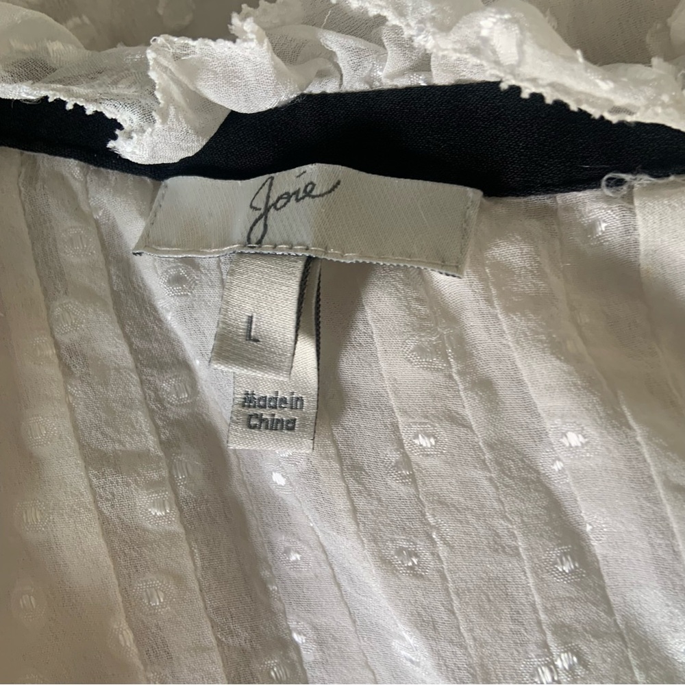 White Sleeveless Top with Black Velvet ribbon - Picture 7 of 9